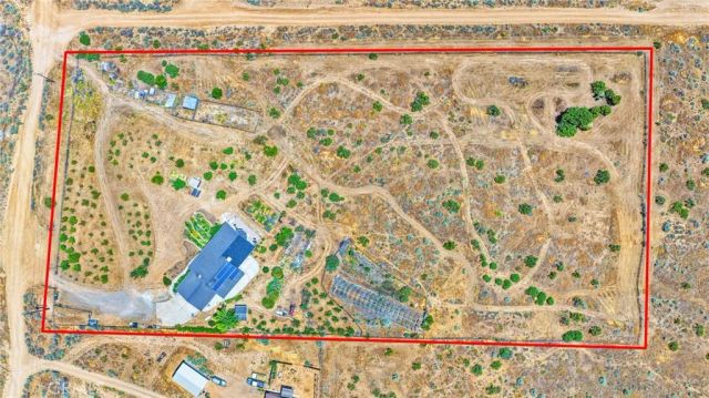 5137 Cygnet, Phelan, CA 92371