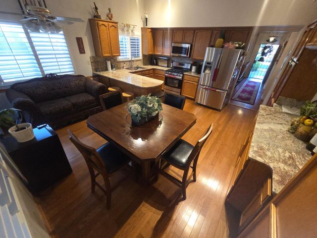 5131 Olivehurst Way, Elk Grove, CA 95758