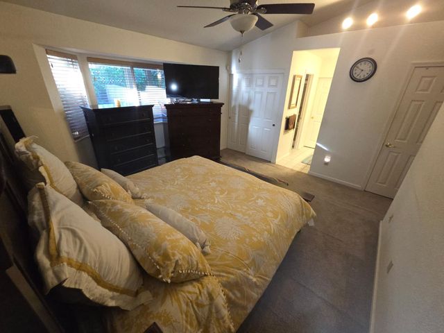 5131 Olivehurst Way, Elk Grove, CA 95758