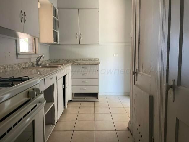 2405 SW 4th Avenue, Amarillo, TX 79106