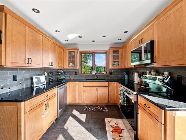 2154 Ranch Road, Slatington Boro, PA 18080