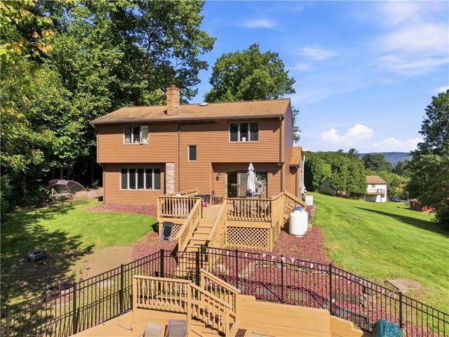 2154 Ranch Road, Slatington Boro, PA 18080
