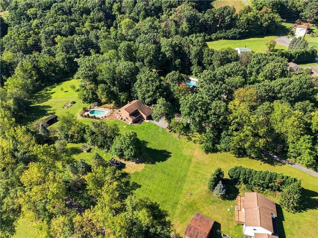 2154 Ranch Road, Slatington Boro, PA 18080