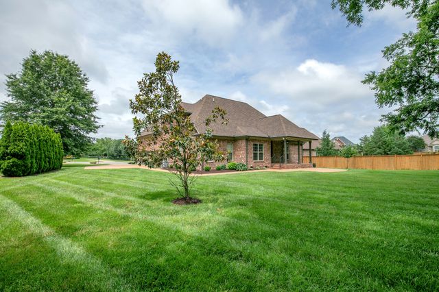 929 Morningstar Ct, Gallatin, TN 37066
