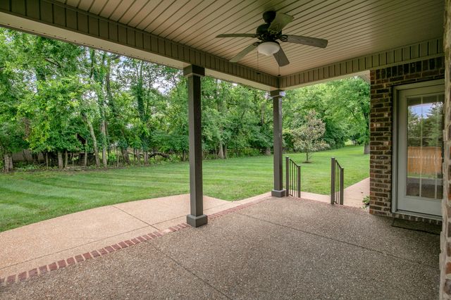 929 Morningstar Ct, Gallatin, TN 37066