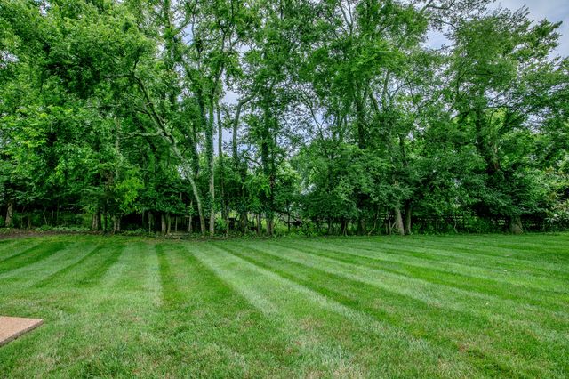 929 Morningstar Ct, Gallatin, TN 37066