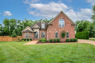 929 Morningstar Ct, Gallatin, TN 37066