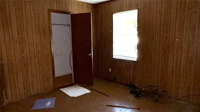 509 N 10th Street, Sanger, TX 76266