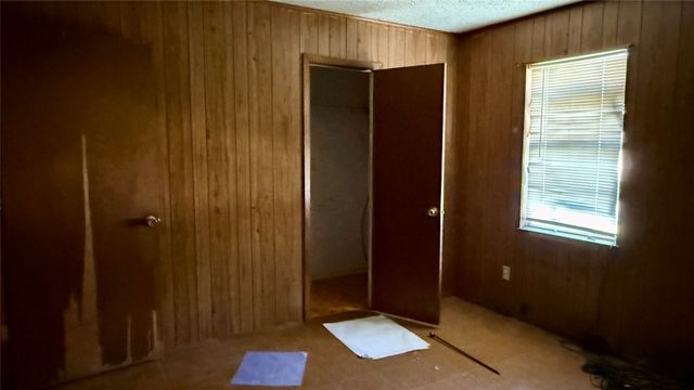 509 N 10th Street, Sanger, TX 76266