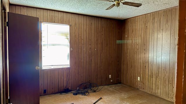 509 N 10th Street, Sanger, TX 76266
