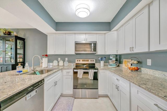 5872 PAUMA COURT, Sarasota, FL 34232