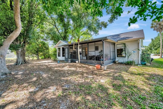 5872 PAUMA COURT, Sarasota, FL 34232