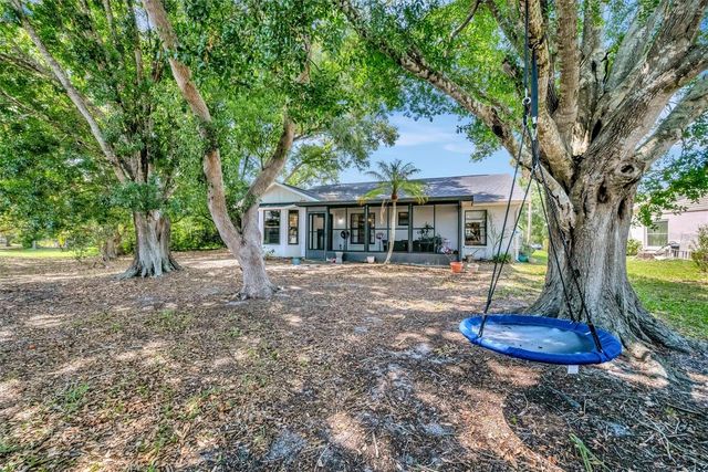 5872 PAUMA COURT, Sarasota, FL 34232