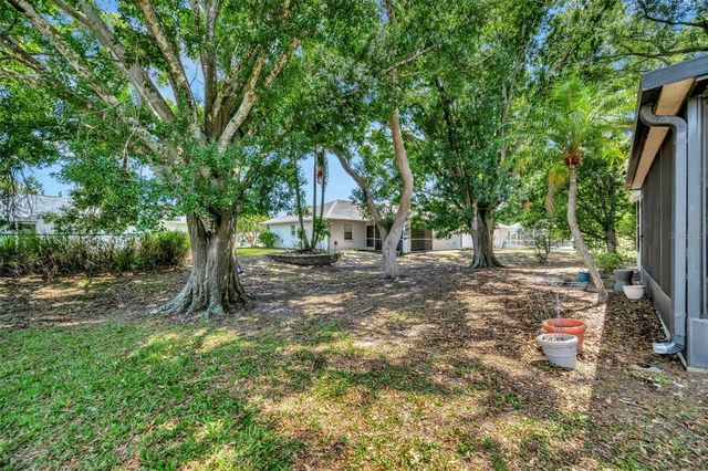 5872 PAUMA COURT, Sarasota, FL 34232