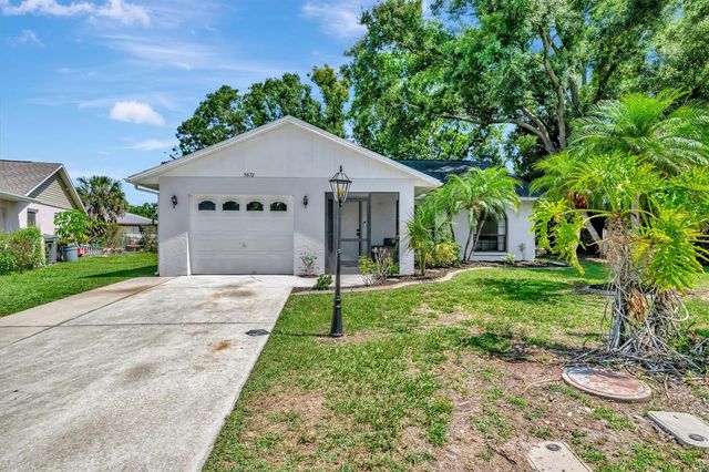 5872 PAUMA COURT, Sarasota, FL 34232