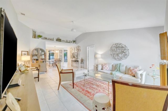 5872 PAUMA COURT, Sarasota, FL 34232