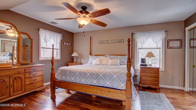 6 Carlisle Court, Manalapan, NJ 07726