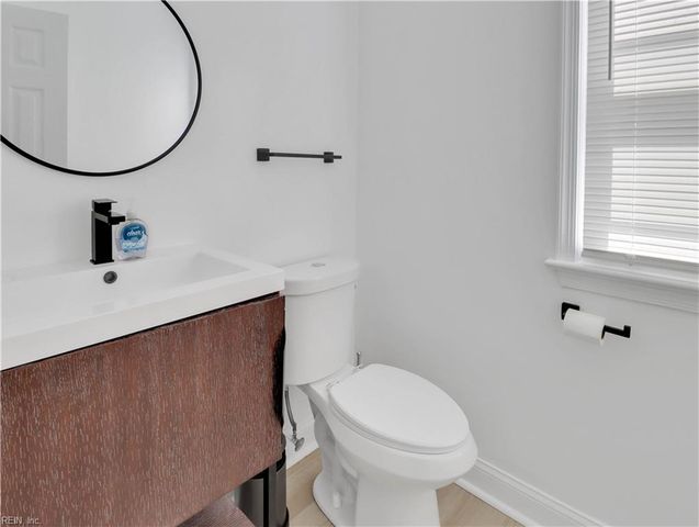 4504 Picasso DR, Virginia Beach, VA 23456