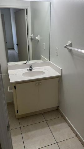 7240 NW 114th Ave 201, Doral, FL 33178