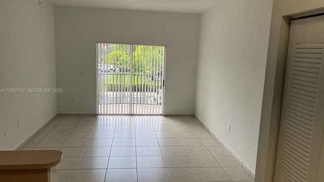7240 NW 114th Ave 201, Doral, FL 33178
