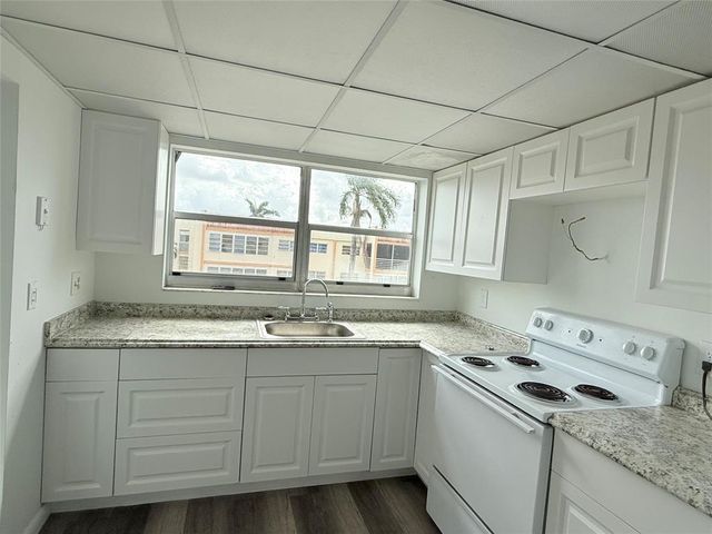 2501 NW 41st Avenue 401, Lauderhill, FL 33313