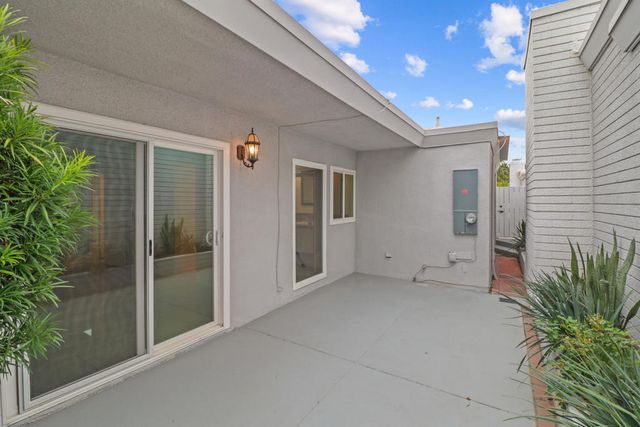 2518 S Sierra Madre, Palm Springs, CA 92264