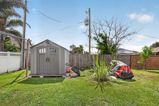 2181 SW Pamona Street, Port St. Lucie, Port St Lucie, FL 34953