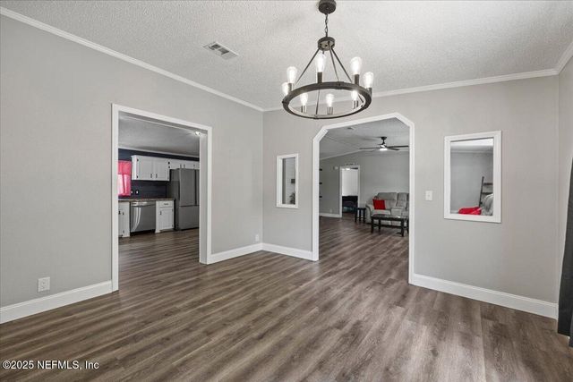 124 KNIGHT Drive, Florahome, FL 32140