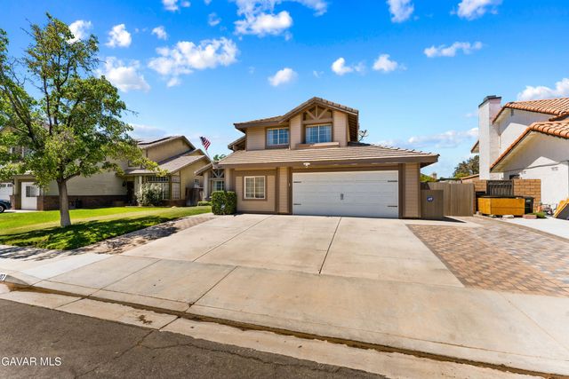 3407 Denham Drive, Palmdale, CA 93551