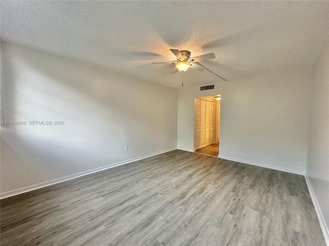 1470 NE 125th Terrace 210, North Miami, FL 33161