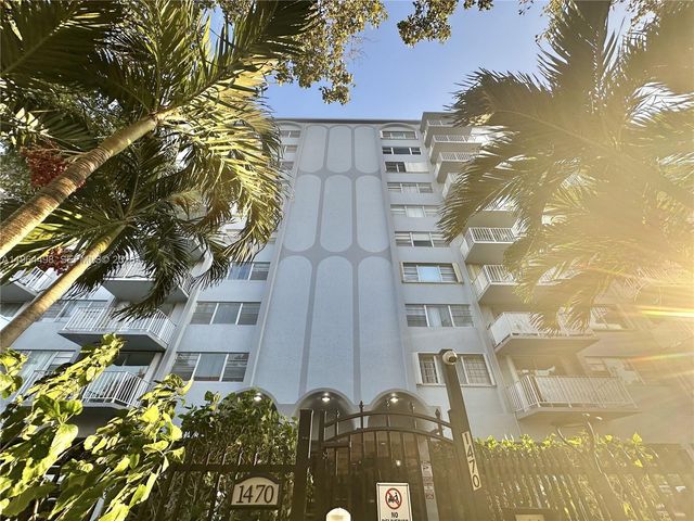 1470 NE 125th Terrace 210, North Miami, FL 33161