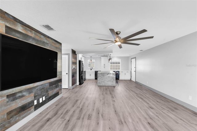 1500 GAY ROAD 8D, Winter Park, FL 32789