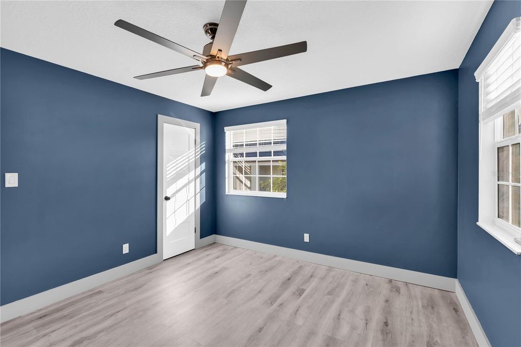 Image 20 of property listing at 1500 GAY ROAD 8D, Winter Park, FL 32789