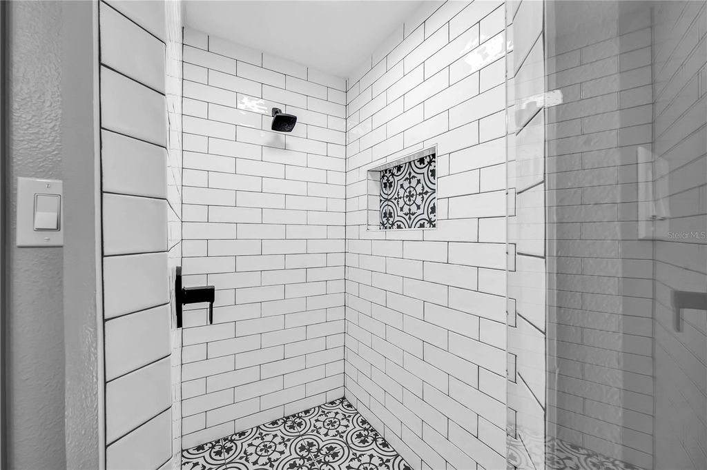 Image 24 of property listing at 1500 GAY ROAD 8D, Winter Park, FL 32789