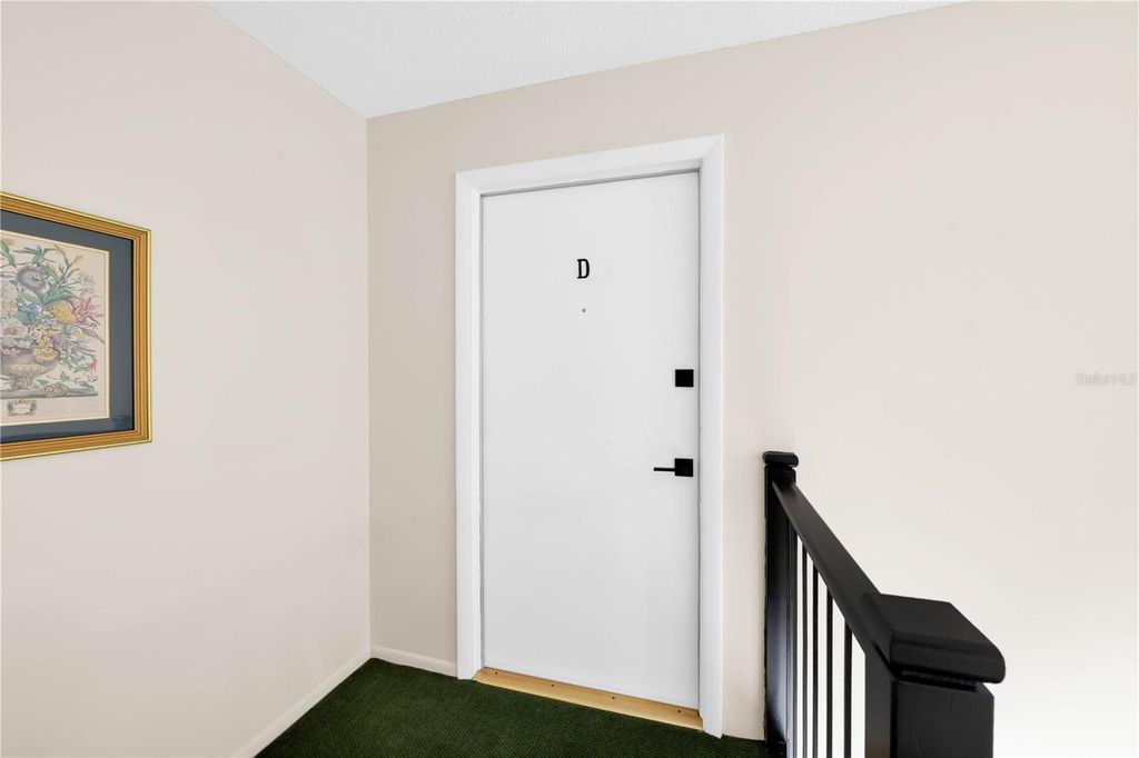 Image 4 of property listing at 1500 GAY ROAD 8D, Winter Park, FL 32789