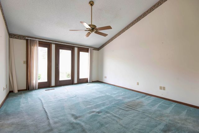 3501 East Cooper Boulevard, Springfield, MO 65802