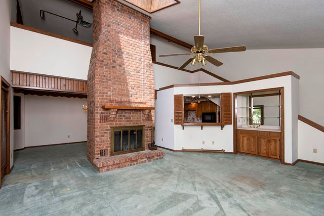 3501 East Cooper Boulevard, Springfield, MO 65802