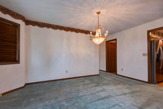 3501 East Cooper Boulevard, Springfield, MO 65802
