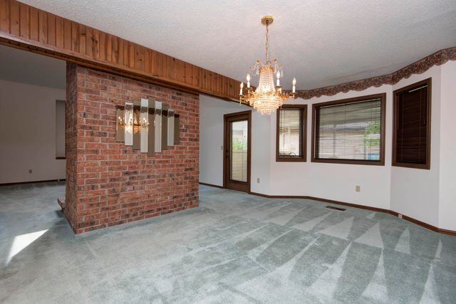 3501 East Cooper Boulevard, Springfield, MO 65802