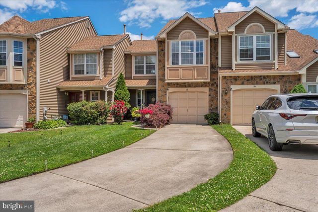 18 KENTON PL, Mount Laurel, NJ 08054