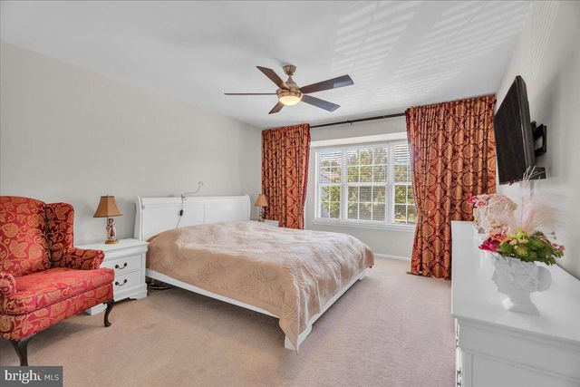 18 KENTON PL, Mount Laurel, NJ 08054