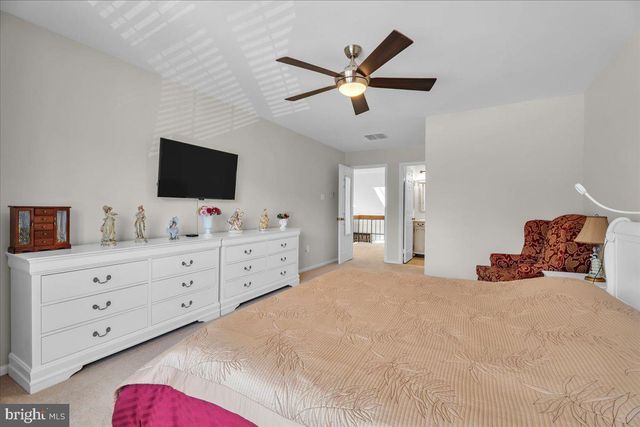 18 KENTON PL, Mount Laurel, NJ 08054