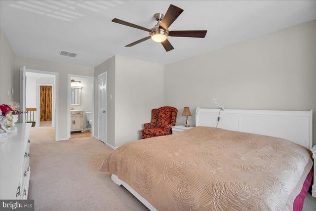 18 KENTON PL, Mount Laurel, NJ 08054