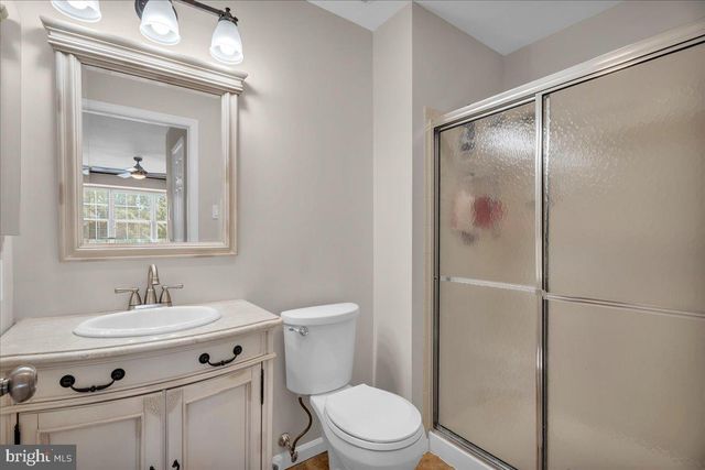 18 KENTON PL, Mount Laurel, NJ 08054