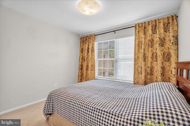 18 KENTON PL, Mount Laurel, NJ 08054