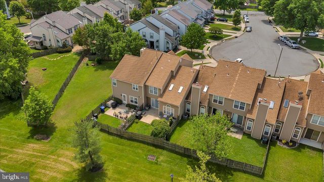 18 KENTON PL, Mount Laurel, NJ 08054
