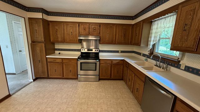 111 Hutton Court, Dayton, TN 37321