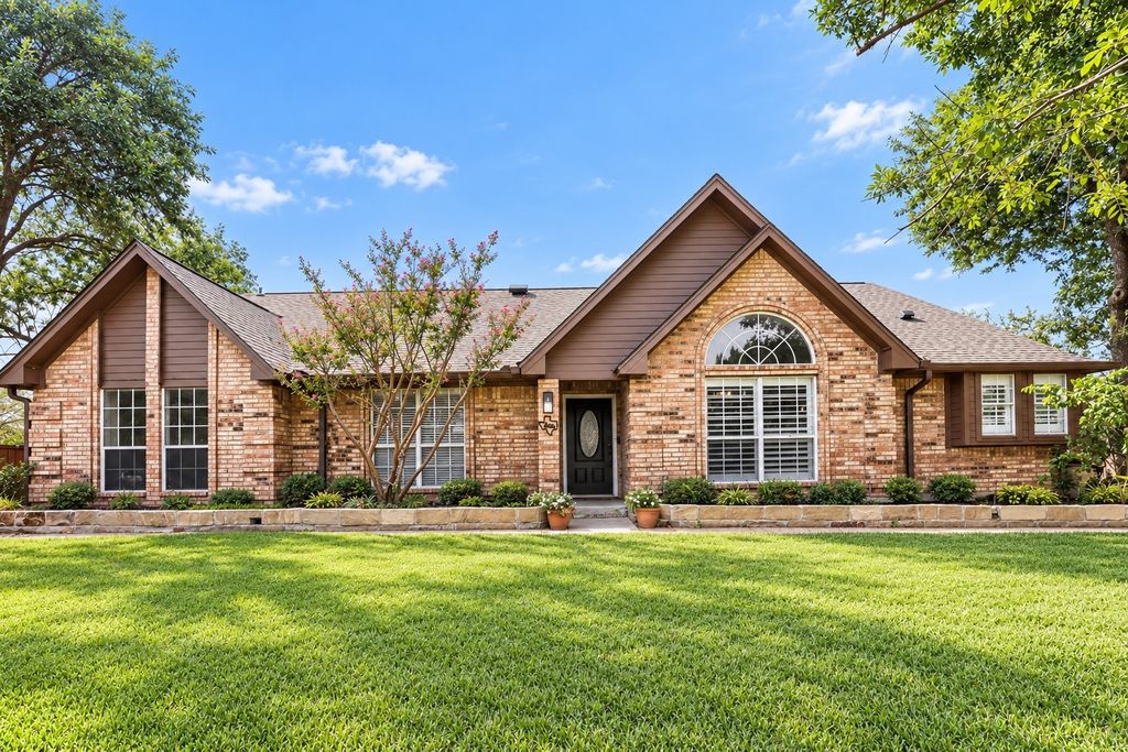 617 Buckboard Street, Ovilla, TX 75154