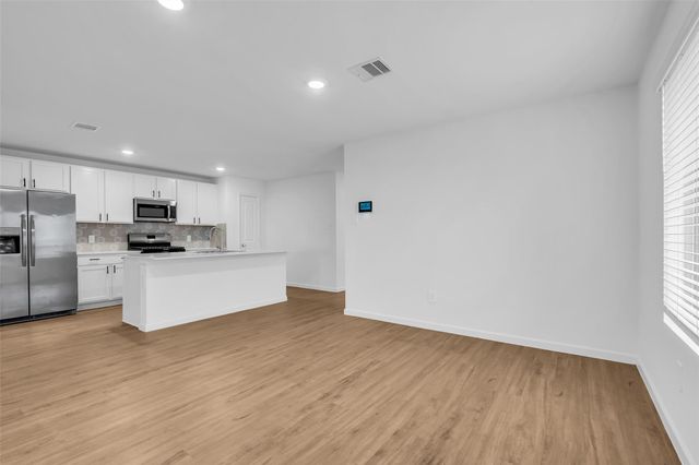 1902 Champions Drive, Navasota, TX 77868