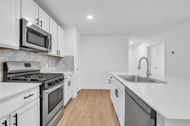 1902 Champions Drive, Navasota, TX 77868